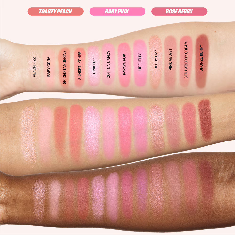 Huda Beauty blush filter palette (paleta de rubores e iluminador)